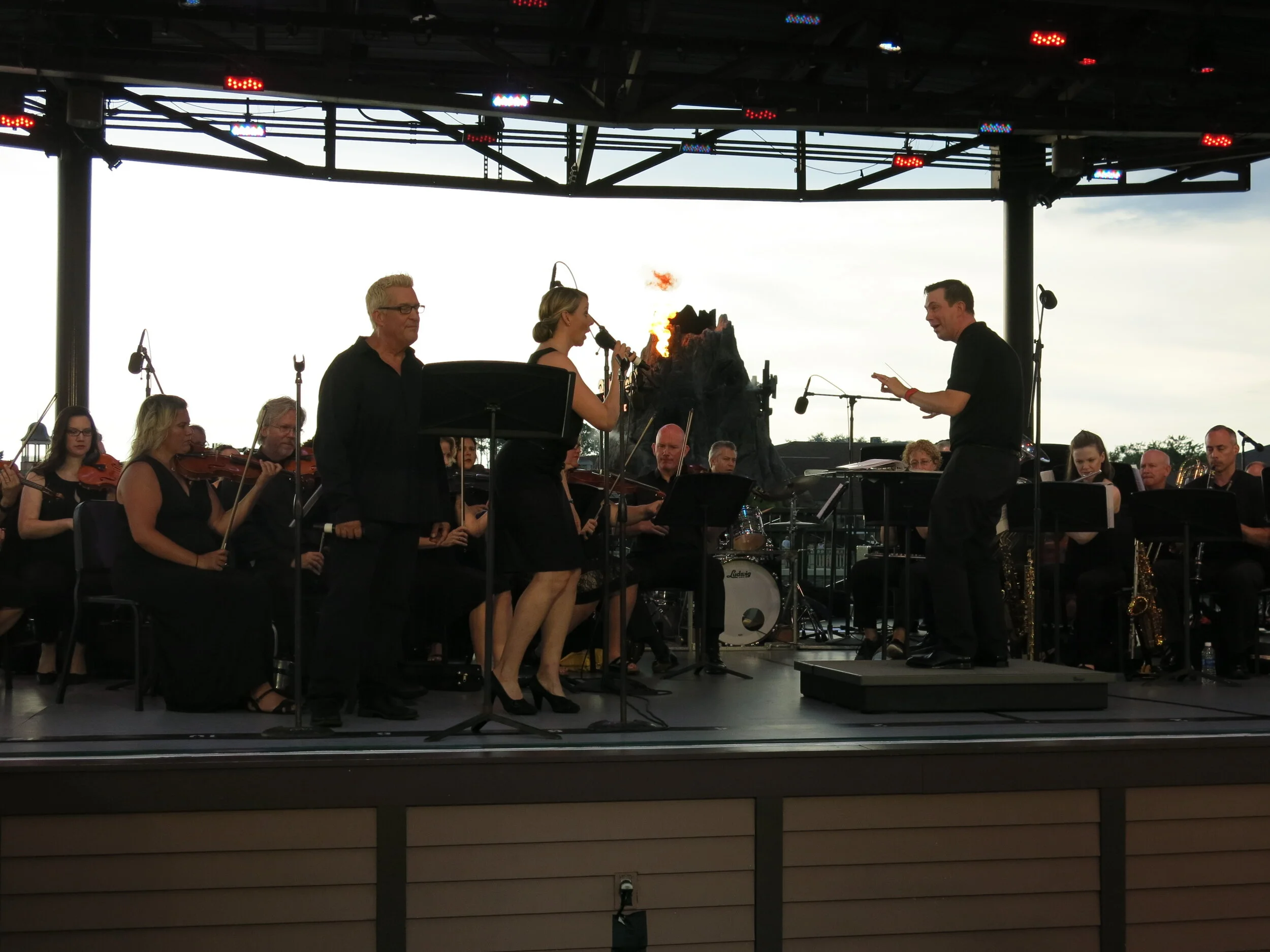 Douglas Droste performance photo